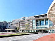 【周辺環境】新潟大学医歯学総合病院まで約180ｍ（徒歩3分）