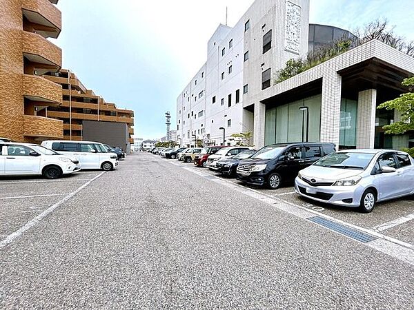 駐車場を拡大表示