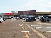 市立　小千谷 原信西小千谷店様まで約400m（徒歩約5分）です。スーパーが近くにあると助かります