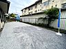 その他：【リフォーム中10/12撮影】お庭の写真です。整地を行い、6号細石を敷き込みました。物置を置いたり、ビニールプールを置いてお子さんを遊ばせるのもよいですね。