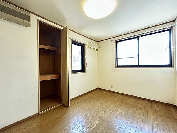 洋室