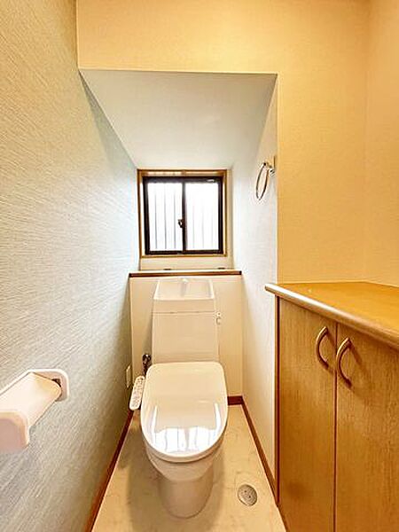トイレを拡大表示