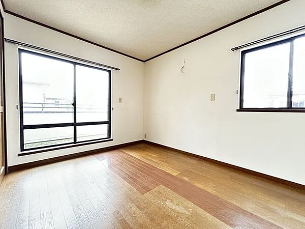 洋室を拡大表示