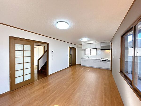 リビング/ダイニングを拡大表示