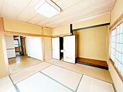 【期間限定現況販売】1階和室の様子です。