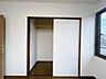 収納：【リフォーム完成】別角度の様子です。収納もあり、主寝室として使えそうですね。