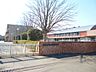 周辺：【中学校】朝日中学校まで約900ｍ（徒歩12分）。お友達と会話を楽しみながら登下校ができますね。