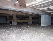 中古住宅の3大リスクである、雨漏り、主要構造部分の欠陥や腐食、給排水管の漏水や故障を2年間保証します。その前提で床下まで確認の上でリフォームし、シロアリの被害調査と防除工事もおこないます。