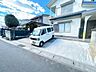 駐車場：【リフォーム中10/12更新】駐車スペース写真です。駐車スペース拡張して2～3台駐車可能です（車種による）。