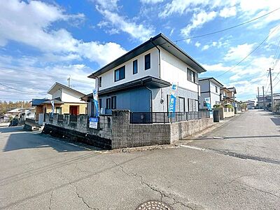 外観:価格には消費税、リフォーム費用を含みます。リフォーム中でもご案内可能。内覧希望の方はお電話ください。 外観:価格には消費税、リフォーム費用を含みます。リフォーム中でもご案内可能。内覧希望の方はお電話ください。