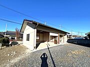 【内外装リフォーム中　6/1更新】倉庫写真です。鍵付きのシャッターがございますのでお荷物をしまっていても安心です。