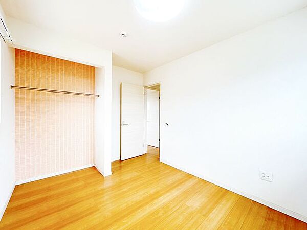 洋室を拡大表示