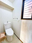 【7/6まで期間限定現況販売】1階トイレ写真です。