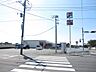 周辺：セブンイレブン蓮沼郵便局前店 セブン-イレブン蓮沼郵便局前店まで車4分（2ｋｍ）。ＡＴＭはもちろんの事、ちょっとした買い忘れやお弁当なども24時間営業でいつでも買えるため便利です 2000m