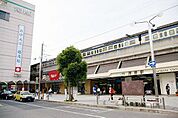 茂原駅まで2500ｍ（徒歩32分、車5分）。電車をご利用の際はこちらの駅をご使用ください。