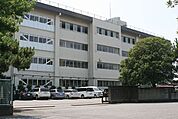 【中学校】東中学校まで約500ｍ(徒歩7分)。
