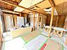 リビング/ダイニング：【リフォーム中写真8/2更新】LDKの別角度です。対面キッチンに変更するのでご家族との会話が弾む空間に生まれ変わります。