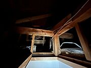 普段の生活ではなかなか見ることのない小屋裏までしっかりと点検を行います。