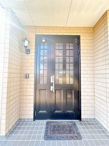 玄関を拡大表示