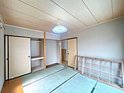 【リフォーム中】1階和室別アングルの写真です。洋室に変更します。