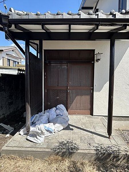 玄関を拡大表示