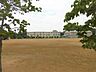 周辺：吉岡中学校まで約1520ｍ（徒歩19分）です。