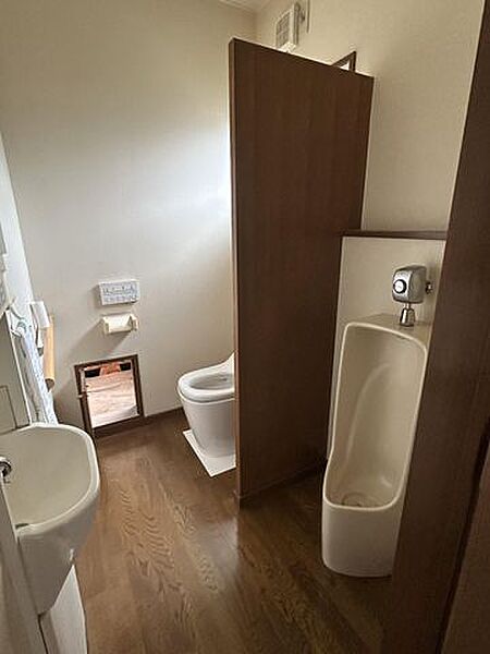 トイレを拡大表示