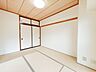 和室：【和室　約6帖】畳表替え、襖張替、照明交換等