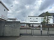 島田市立金谷中学校 徒歩21分。 1650m