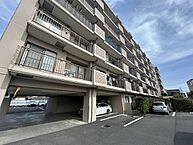 静岡県藤枝市高洲1丁目9-23：物件画像