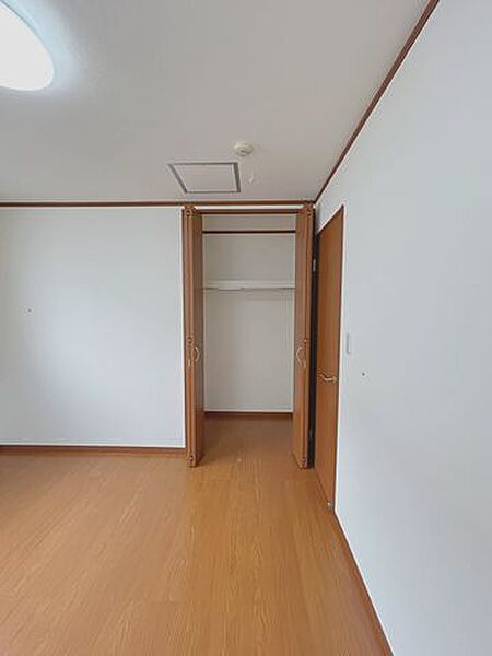洋室を拡大表示