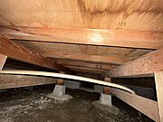 中古住宅の3大リスクである、雨漏り、主要構造部分の欠陥や腐食、給排水管の漏水や故障を2年間保証します。その前提で床下まで確認の上でリフォームし、シロアリの被害調査と防除工事もおこないます。
