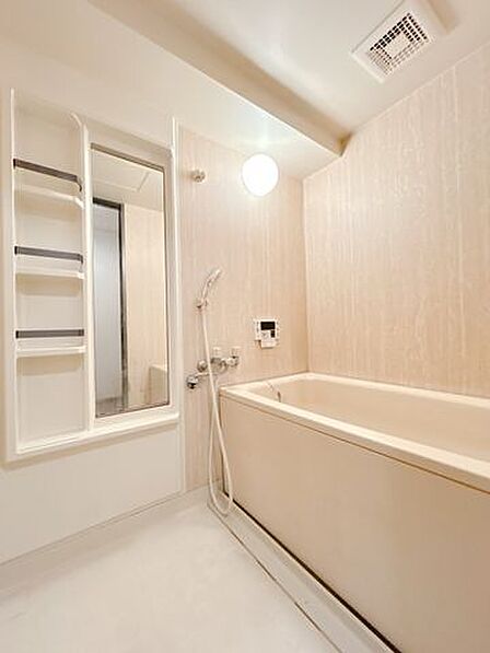 バス　あたたかいお湯にじっくりつかることでその日の疲れはその日のうちに。