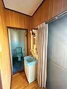 2階の洗面台です。こちらは撤去予定です。