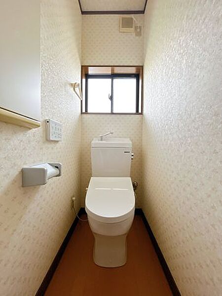 トイレを拡大表示