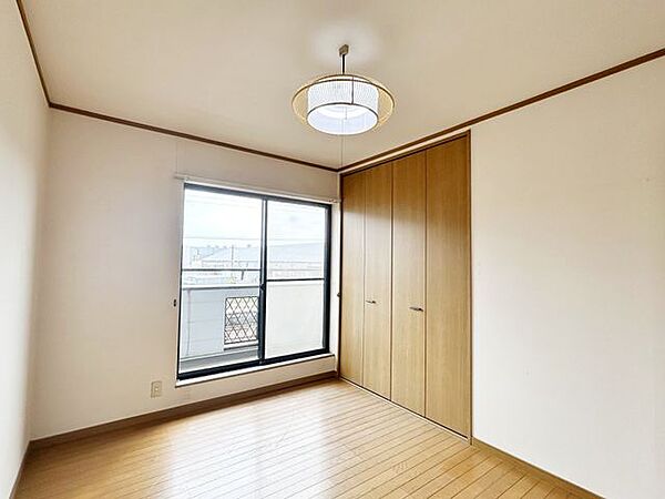 洋室を拡大表示