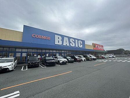 ファミリーマート津栄町二丁目店 【周辺写真】スーパー フレッシュマーケットベーシック島崎店まで徒歩約8分(約600m) 200m