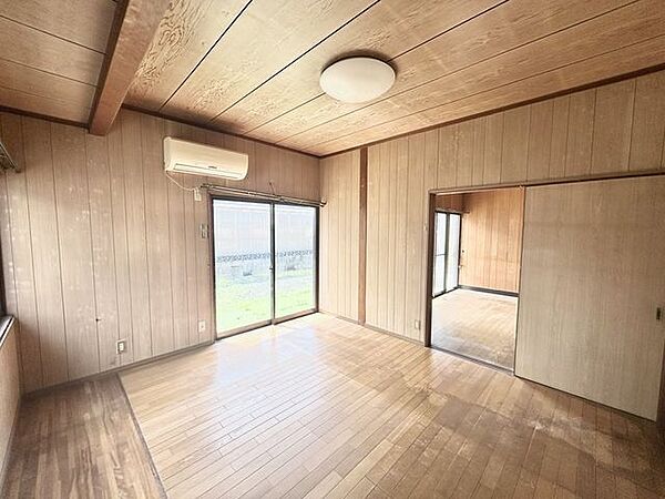 室内