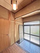 【リフォーム中】玄関ホール（別角度）