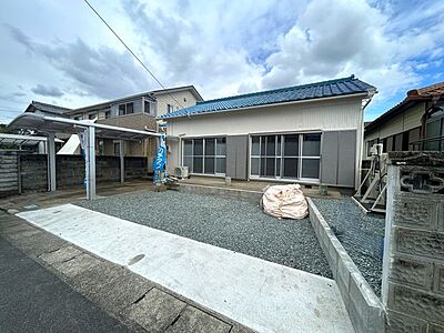 外観:価格には消費税を含みます。自社物件につき随時ご案内可能。内覧希望の方はお電話ください。 外観:価格には消費税を含みます。自社物件につき随時ご案内可能。内覧希望の方はお電話ください。