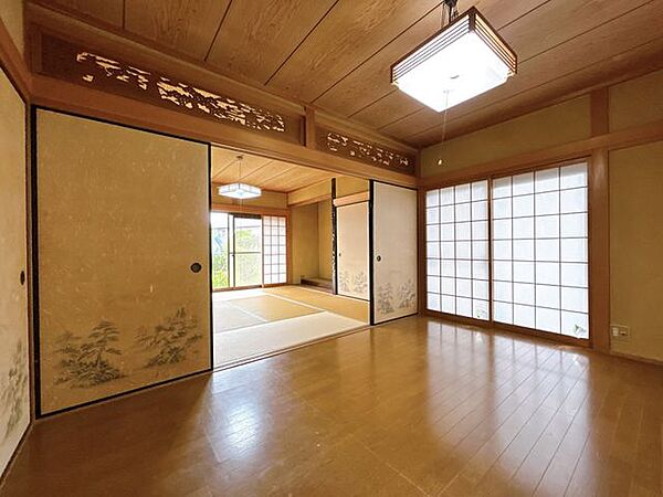 洋室を拡大表示