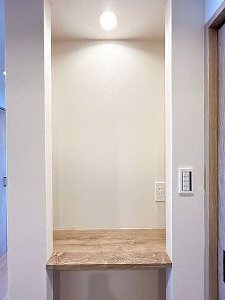 【リフォーム済】廊下にある棚です