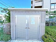 敷地内ゴミ置き場になります。