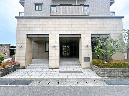 マンション入り口です