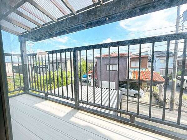 バルコニーを拡大表示