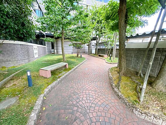 【建物入口】建...
