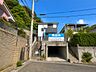 外観：【リフォーム済】外観別角度の写真です。外壁屋根塗装済み。掘り込み車庫は高さ約2ｍございます。