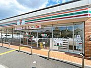 マルナカ玉津店 【周辺環境】セブンイレブン神戸二ツ屋1丁目店まで約4分です。近くにコンビニがあると嬉しいですね。 1000m