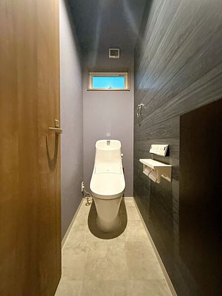 トイレを拡大表示