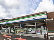 ファミリーマート舞鶴大波下店まで約2100ｍ（徒歩28分）です。